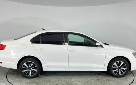 Volkswagen Jetta VI, 2013 год, 900 000 рублей, 4 фотография