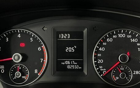 Volkswagen Jetta VI, 2013 год, 900 000 рублей, 18 фотография