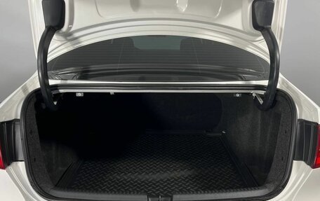 Volkswagen Jetta VI, 2013 год, 900 000 рублей, 25 фотография