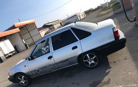 Daewoo Nexia I рестайлинг, 2007 год, 100 000 рублей, 13 фотография