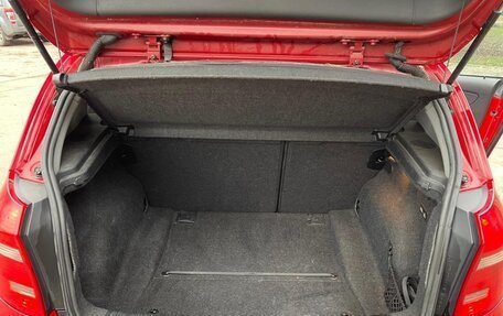 BMW 1 серия, 2010 год, 750 000 рублей, 15 фотография