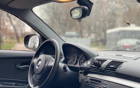 BMW 1 серия, 2010 год, 750 000 рублей, 13 фотография