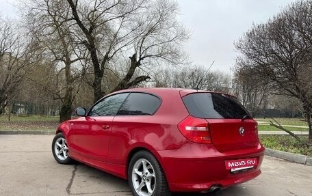 BMW 1 серия, 2010 год, 750 000 рублей, 16 фотография