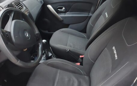 Renault Sandero II рестайлинг, 2015 год, 950 000 рублей, 10 фотография