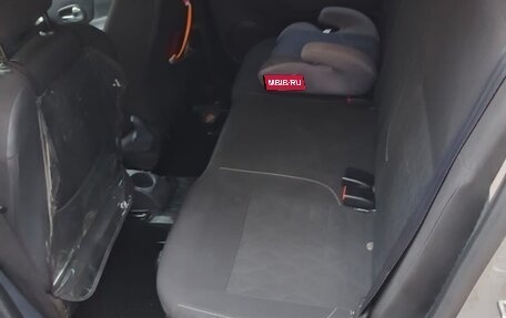 Renault Sandero II рестайлинг, 2015 год, 950 000 рублей, 7 фотография