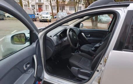 Renault Sandero II рестайлинг, 2015 год, 950 000 рублей, 12 фотография