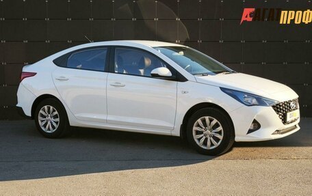 Hyundai Solaris II рестайлинг, 2021 год, 1 350 000 рублей, 3 фотография