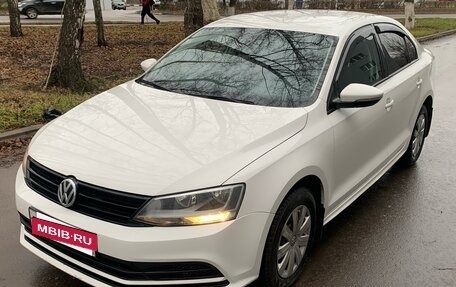 Volkswagen Jetta VI, 2015 год, 1 000 000 рублей, 8 фотография