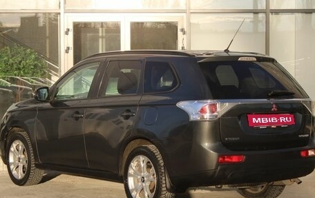 Mitsubishi Outlander III рестайлинг 3, 2013 год, 1 300 000 рублей, 7 фотография