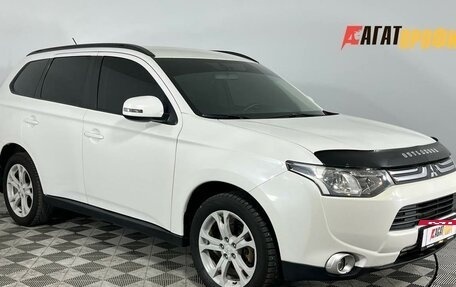 Mitsubishi Outlander III рестайлинг 3, 2012 год, 1 400 000 рублей, 3 фотография