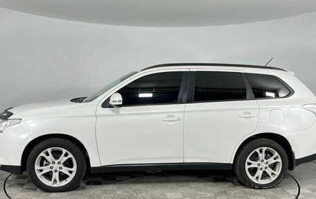 Mitsubishi Outlander III рестайлинг 3, 2012 год, 1 400 000 рублей, 8 фотография