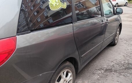 Toyota Sienna II рестайлинг, 2003 год, 850 000 рублей, 4 фотография