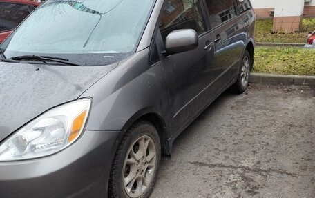 Toyota Sienna II рестайлинг, 2003 год, 850 000 рублей, 2 фотография