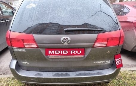 Toyota Sienna II рестайлинг, 2003 год, 850 000 рублей, 3 фотография