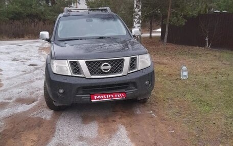 Nissan Navara (Frontier), 2010 год, 970 000 рублей, 1 фотография