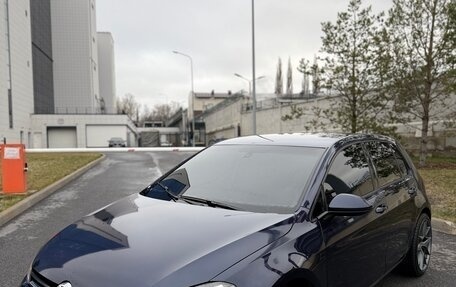 Volkswagen Golf VII, 2013 год, 988 000 рублей, 10 фотография