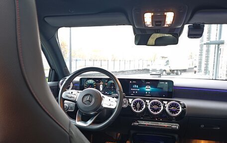 Mercedes-Benz A-Класс AMG, 2021 год, 6 000 000 рублей, 21 фотография