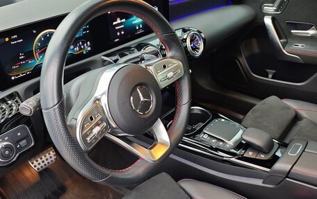 Mercedes-Benz A-Класс AMG, 2021 год, 6 000 000 рублей, 14 фотография