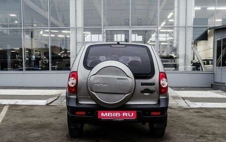 Chevrolet Niva I рестайлинг, 2010 год, 480 000 рублей, 4 фотография