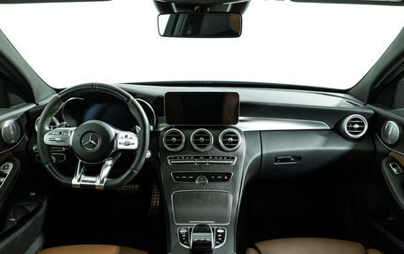 Mercedes-Benz C-Класс AMG, 2019 год, 4 900 000 рублей, 13 фотография