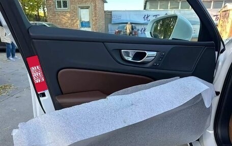 Volvo S60 III, 2024 год, 4 103 801 рублей, 13 фотография