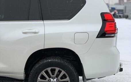 Toyota Land Cruiser Prado 150 рестайлинг 2, 2019 год, 4 870 000 рублей, 4 фотография