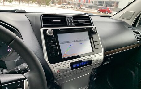 Toyota Land Cruiser Prado 150 рестайлинг 2, 2019 год, 4 870 000 рублей, 23 фотография