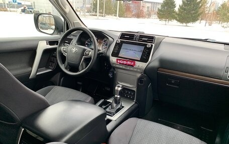 Toyota Land Cruiser Prado 150 рестайлинг 2, 2019 год, 4 870 000 рублей, 27 фотография