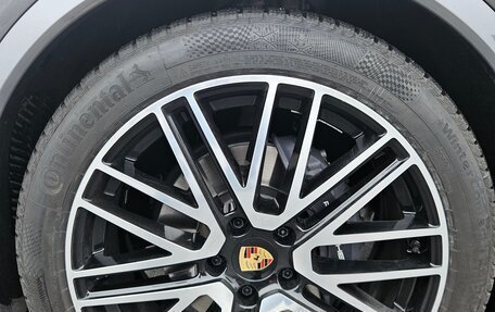 Porsche Cayenne III, 2024 год, 16 200 000 рублей, 17 фотография