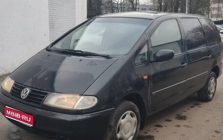 Volkswagen Sharan I рестайлинг, 1997 год, 270 000 рублей, 1 фотография
