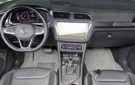 Volkswagen Tiguan II, 2022 год, 3 543 000 рублей, 7 фотография