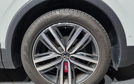 Volkswagen Tiguan II, 2022 год, 3 543 000 рублей, 5 фотография