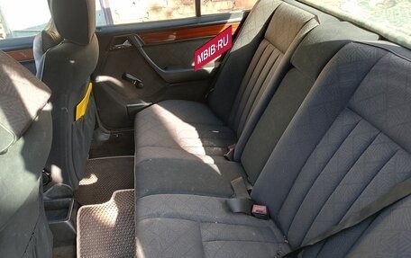 Mercedes-Benz E-Класс, 1993 год, 200 000 рублей, 7 фотография