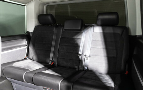 Volkswagen Multivan T6 рестайлинг, 2018 год, 4 299 700 рублей, 15 фотография