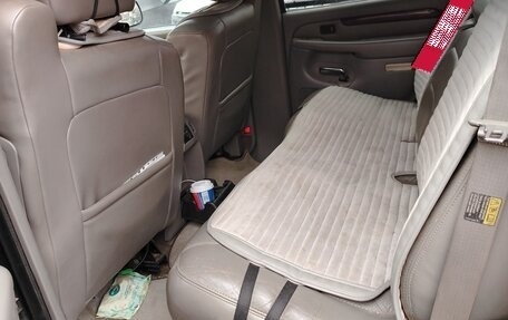 Cadillac Escalade II, 2001 год, 850 000 рублей, 7 фотография