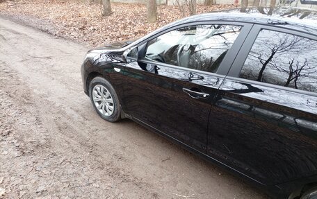 Hyundai Solaris II рестайлинг, 2021 год, 900 000 рублей, 7 фотография