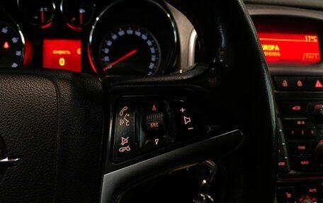 Opel Astra J, 2013 год, 970 000 рублей, 17 фотография