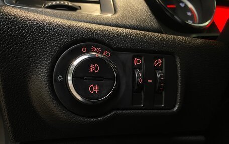 Opel Astra J, 2013 год, 970 000 рублей, 15 фотография