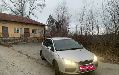 Ford Focus II рестайлинг, 2006 год, 350 000 рублей, 2 фотография