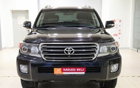 Toyota Land Cruiser 200, 2015 год, 5 000 000 рублей, 3 фотография