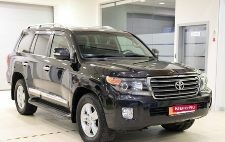 Toyota Land Cruiser 200, 2015 год, 5 000 000 рублей, 4 фотография