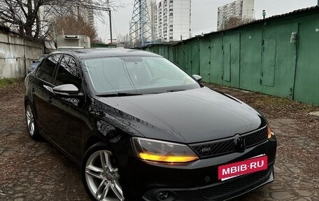 Volkswagen Jetta VI, 2013 год, 1 050 000 рублей, 5 фотография