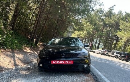 Volkswagen Jetta VI, 2013 год, 1 050 000 рублей, 32 фотография