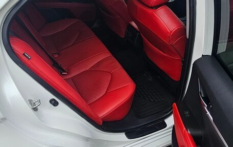 Toyota Camry, 2021 год, 3 500 000 рублей, 5 фотография