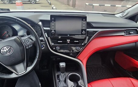 Toyota Camry, 2021 год, 3 500 000 рублей, 8 фотография