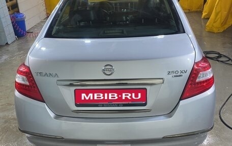 Nissan Teana, 2010 год, 900 000 рублей, 9 фотография