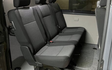 Volkswagen Transporter T6 рестайлинг, 2018 год, 2 500 000 рублей, 7 фотография