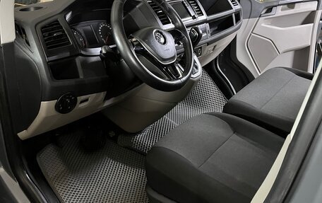 Volkswagen Transporter T6 рестайлинг, 2018 год, 2 500 000 рублей, 9 фотография