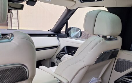 Land Rover Range Rover IV рестайлинг, 2022 год, 16 000 000 рублей, 10 фотография