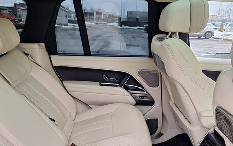 Land Rover Range Rover IV рестайлинг, 2022 год, 16 000 000 рублей, 17 фотография